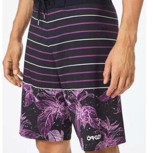 OAKLEY Retro Split 21" Men's Board Shorts Swim Trunks Black/Purple Size 40